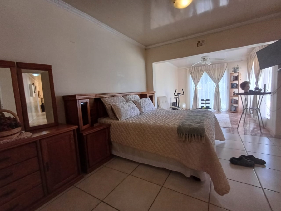 3 Bedroom Property for Sale in Flamwood North West